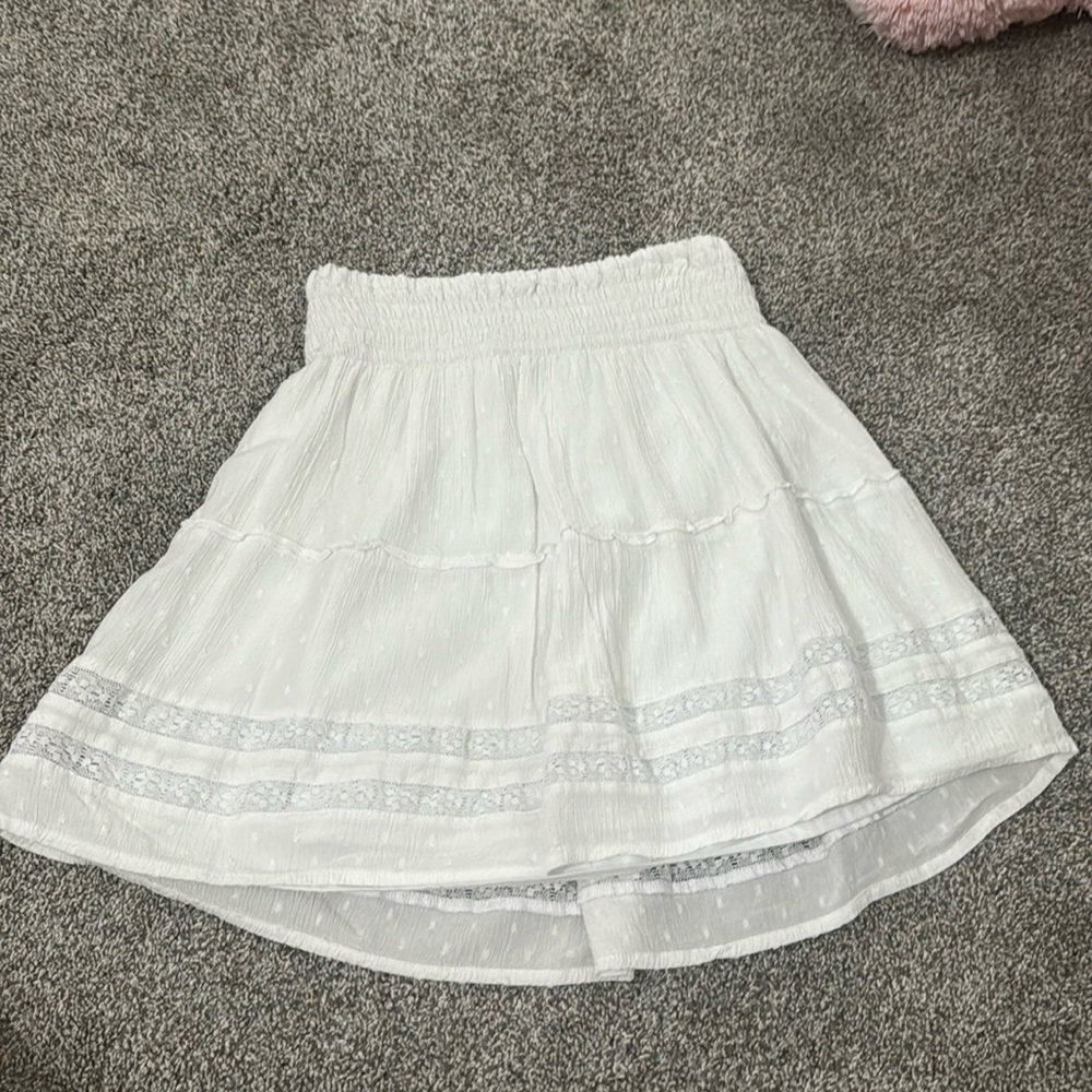 hollister white high rise skirt